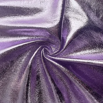 Сверкающий металлический фиолетовый процесс изготовления ткани из искусственной кожи для украшения костюмированной вечеринки, сумки, обуви из мягкой искусственной кожи 46*135 см
